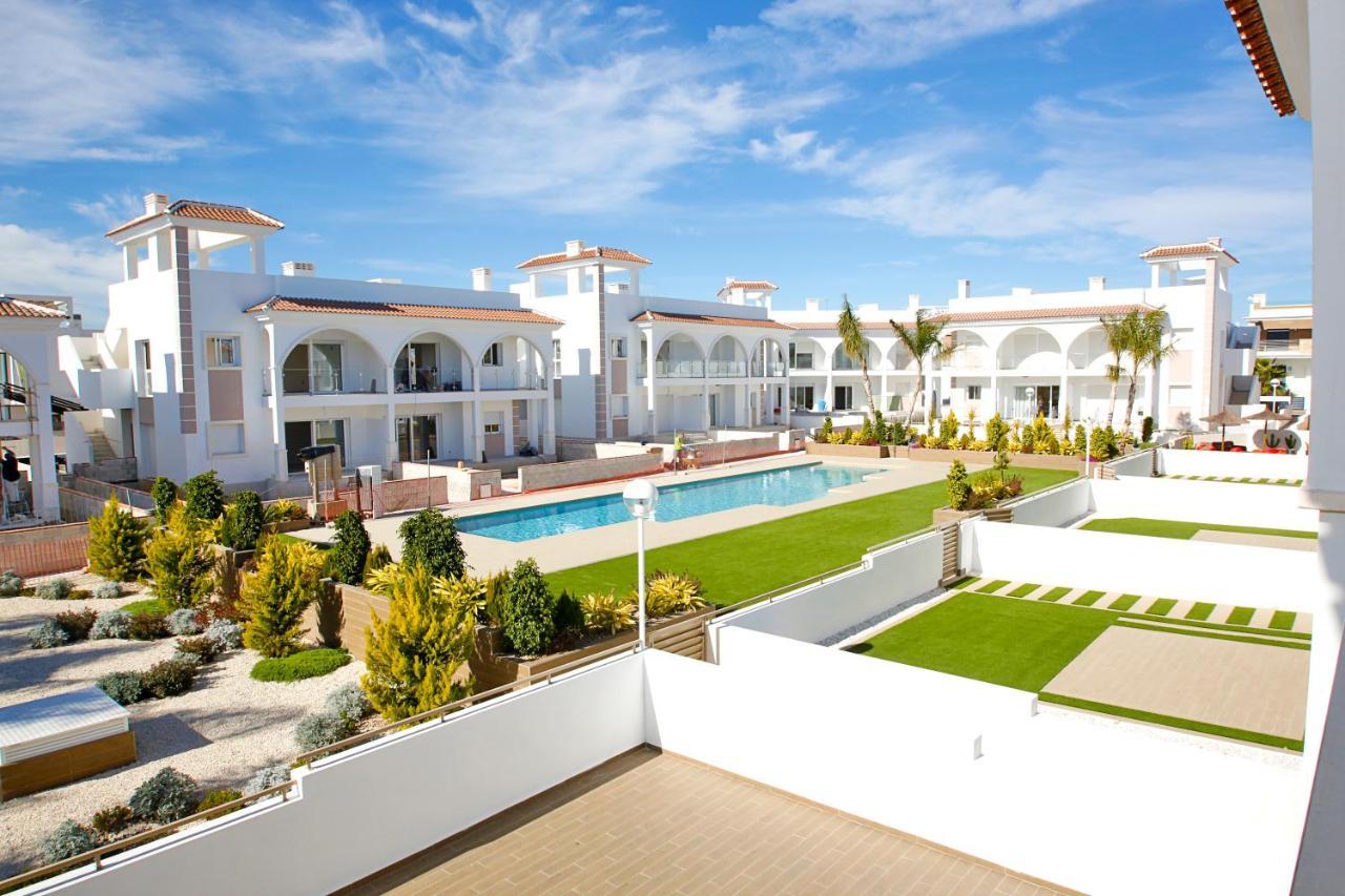 Fortuna 15 - Apartamento Con Azotea Privada Y Piscina โรฮาเลส ภายนอก รูปภาพ
